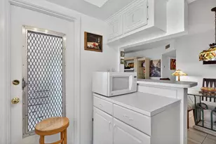 100 SE 6th Ave, Pompano Beach, FL 33060 - Photo 11