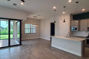 537 SE Crathes St, Port Saint Lucie, FL 34984 - Photo 21