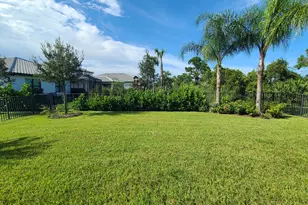 537 SE Crathes St, Port Saint Lucie, FL 34984 - Photo 35