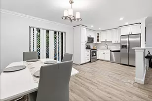 3305 Mallard Close, Pompano Beach, FL 33064 - Photo 5
