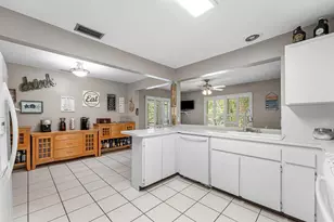 612 NW 7th Ct, Boynton Beach, FL 33426 - Photo 9