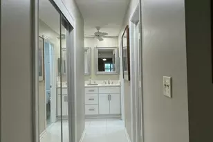 10140 S 44th Dr S, Boynton Beach, FL 33436 - Photo 9