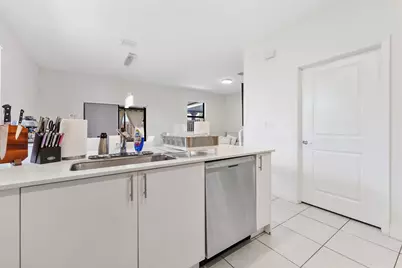 23425 SW 129th Avenue, Homestead, FL 33032 - Photo 13