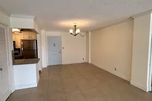 305 N Pompano Beach Blvd, Pompano Beach, FL 33062 - Photo 3