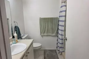 1821 NW 96th Terrace, Pembroke Pines, FL 33024 - Photo 3
