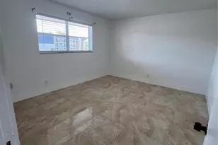 8060 N Colony Circle N, Tamarac, FL 33321 - Photo 9