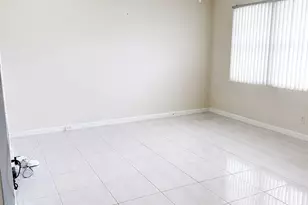 1089 Wolverton E, Boca Raton, FL 33434 - Photo 3