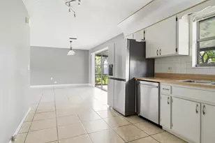 108 Santa Monica Ave, Royal Palm Beach, FL 33411 - Photo 17