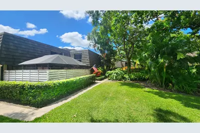 534 5th Terrace, Palm Beach Gardens, FL 33418 - Photo 3