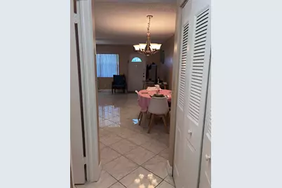 275 Windsor L, West Palm Beach, FL 33417 - Photo 13