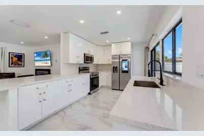 9819 Spanish Isles Drive, Boca Raton, FL 33496 - Photo 21