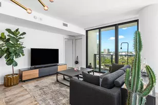650 NE 32nd St, Miami, FL 33137 - Photo 7