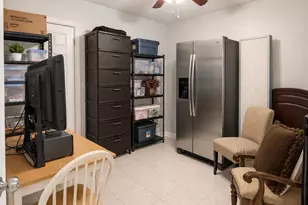 10720 NW 26th Pl, Sunrise, FL 33322 - Photo 15