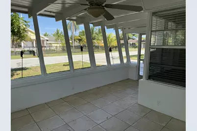 108 SE 10th Avenue #Front, Pompano Beach, FL 33060 - Photo 11