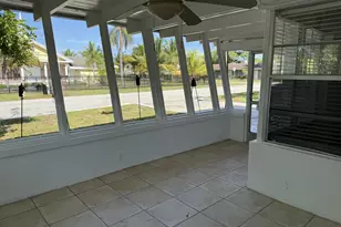 108 SE 10th Ave, Pompano Beach, FL 33060 - Photo 11