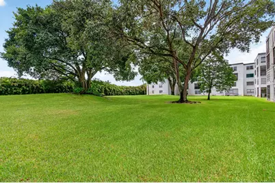 9440 SW 8th Street #401, Boca Raton, FL 33428 - Photo 47