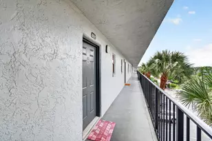 9440 SW 8th St, Boca Raton, FL 33428 - Photo 5
