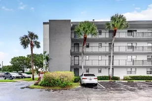 9440 SW 8th St, Boca Raton, FL 33428 - Photo 1