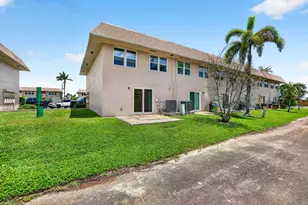 337 Gulfstream Rd, Dania Beach, FL 33004 - Photo 17