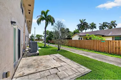 337 Gulfstream Road, Dania Beach, FL 33004 - Photo 15