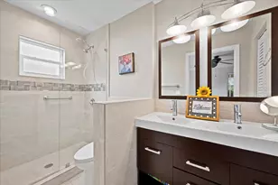 206 Lake Susan Ln, West Palm Beach, FL 33411 - Photo 3