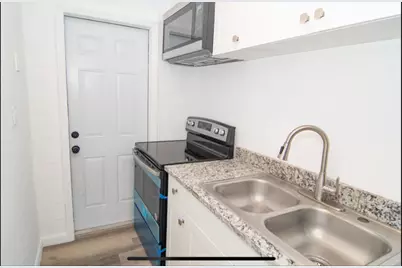 721 NW 19th Terrace #1-2, Fort Lauderdale, FL 33311 - Photo 5