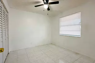 889 Twin Lakes Dr, Coral Springs, FL 33071 - Photo 23
