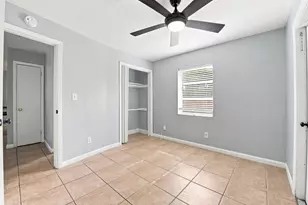 2610 NE 8th Ave, Pompano Beach, FL 33064 - Photo 17