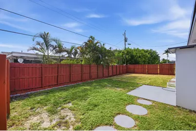 2610 NE 8th Avenue, Pompano Beach, FL 33064 - Photo 21