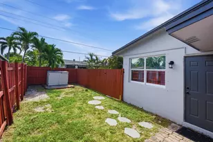 2610 NE 8th Ave, Pompano Beach, FL 33064 - Photo 27