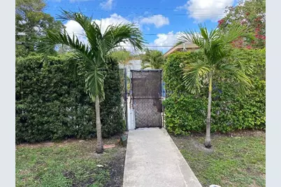 1935 Adams Street, Hollywood, FL 33020 - Photo 29