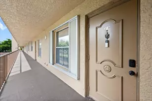 4570 NW 18th Ave, Deerfield Beach, FL 33064 - Photo 5