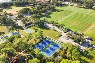 181 Green Point Cir, Palm Beach Gardens, FL 33418 - Photo 47