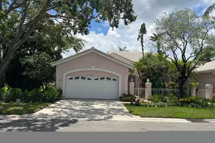 181 Green Point Cir, Palm Beach Gardens, FL 33418 - Photo 5