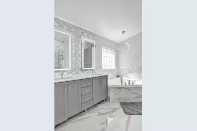 7572 Parkside Lane, Margate, FL 33063 - Photo 27