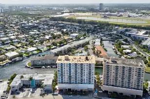 427 Golden Isles Dr, Hallandale Beach, FL 33009 - Photo 11
