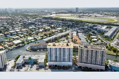 427 Golden Isles Drive #4I, Hallandale Beach, FL 33009 - Photo 11