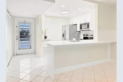 9272 SW 3rd Street #404, Boca Raton, FL 33428 - Photo 3
