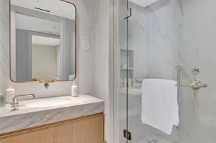 525 N Fort Lauderdale Beach Blvd, Fort Lauderdale, FL 33304 - Photo 19