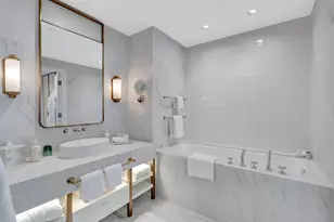 525 N Fort Lauderdale Beach Blvd, Fort Lauderdale, FL 33304 - Photo 23