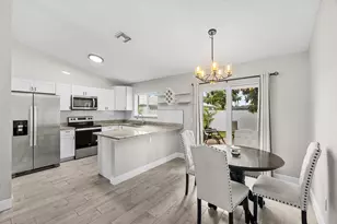 265 SW Dalton Cir, Port Saint Lucie, FL 34953 - Photo 9