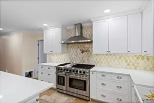 4303 Gator Trace Dr, Fort Pierce, FL 34982 - Photo 5