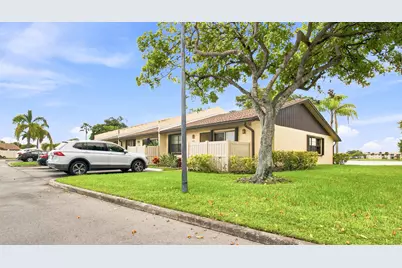 611 Banks Road, Margate, FL 33063 - Photo 3