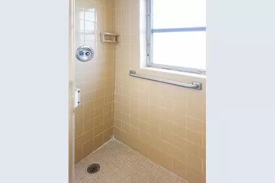 24 Abbey Lane #301, Delray Beach, FL 33446 - Photo 11