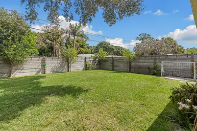 7506 Kenwood Road, Fort Pierce, FL 34951 - Photo 25