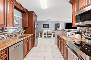 7506 Kenwood Rd, Fort Pierce, FL 34951 - Photo 9