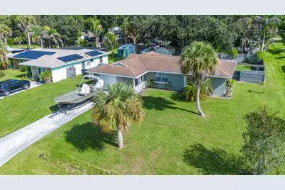 7506 Kenwood Road, Fort Pierce, FL 34951 - Photo 17