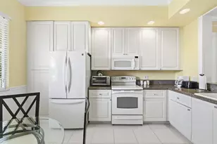 16 Harbour Isle Dr W, Fort Pierce, FL 34949 - Photo 25