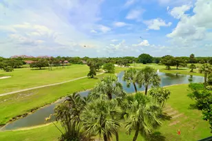 3980 Oaks Clubhouse Dr, Pompano Beach, FL 33069 - Photo 17