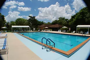 3980 Oaks Clubhouse Dr, Pompano Beach, FL 33069 - Photo 13
